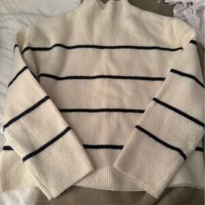 Abercrombie & Fitch Easy Funnel Neck Sweater
